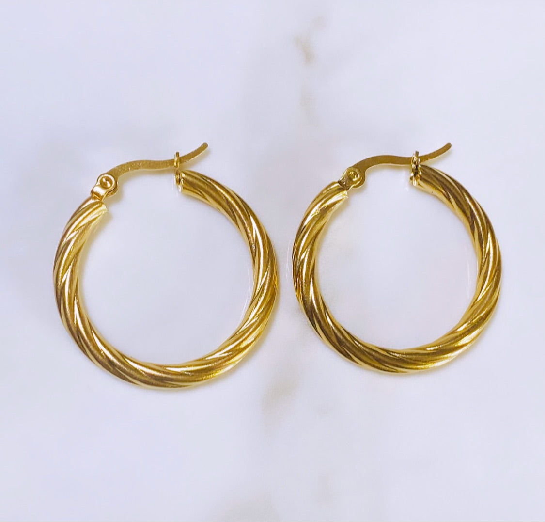 Swirl Earrings - Gold - CHIKAAG